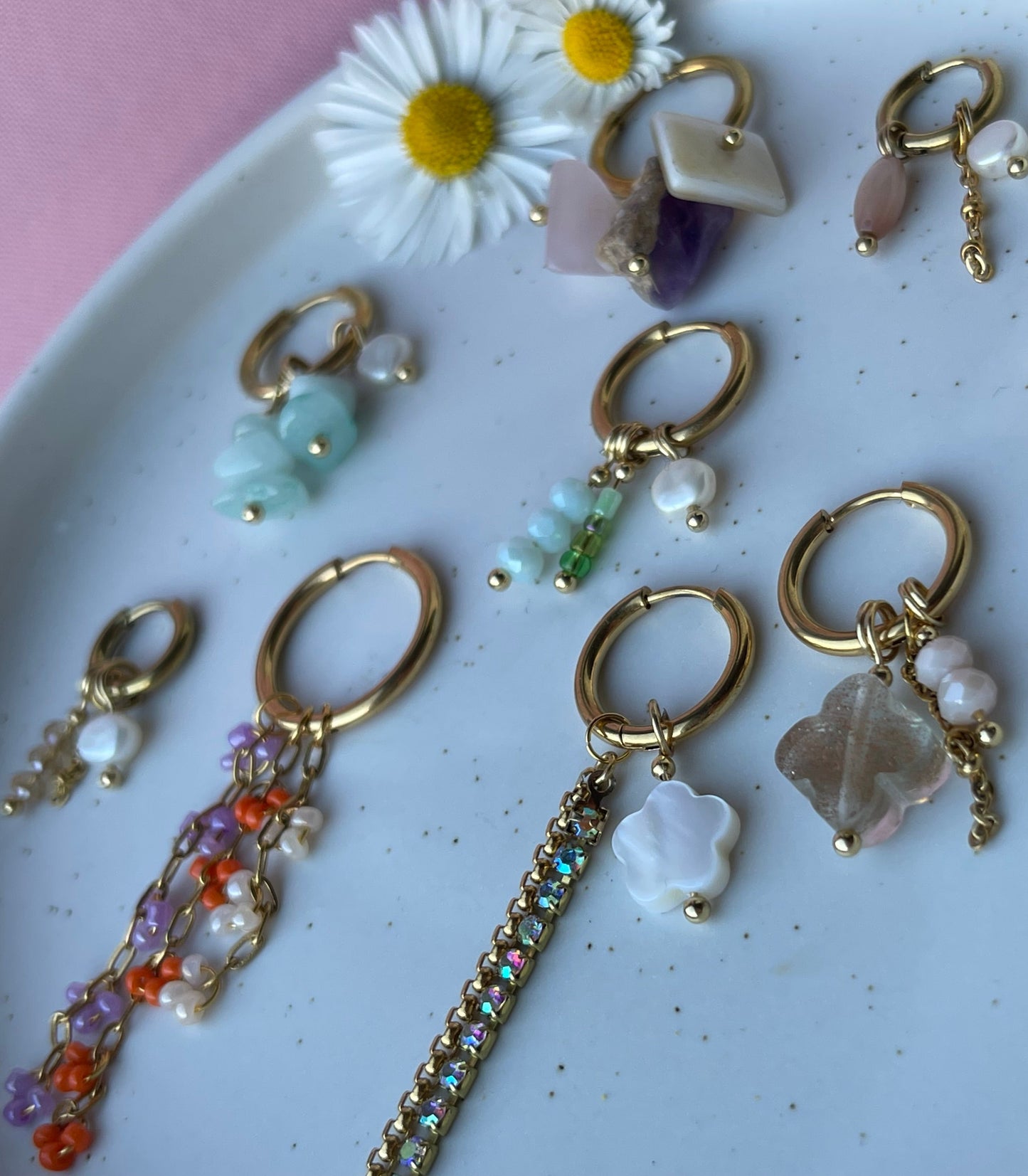 Sparkle white earrings ❥