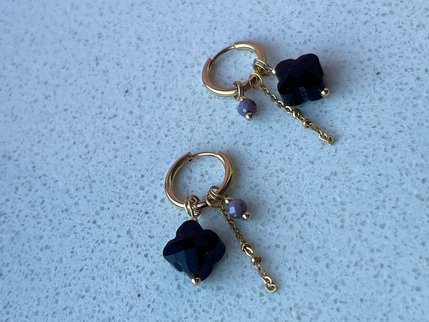 Viola Black King earrings ❥