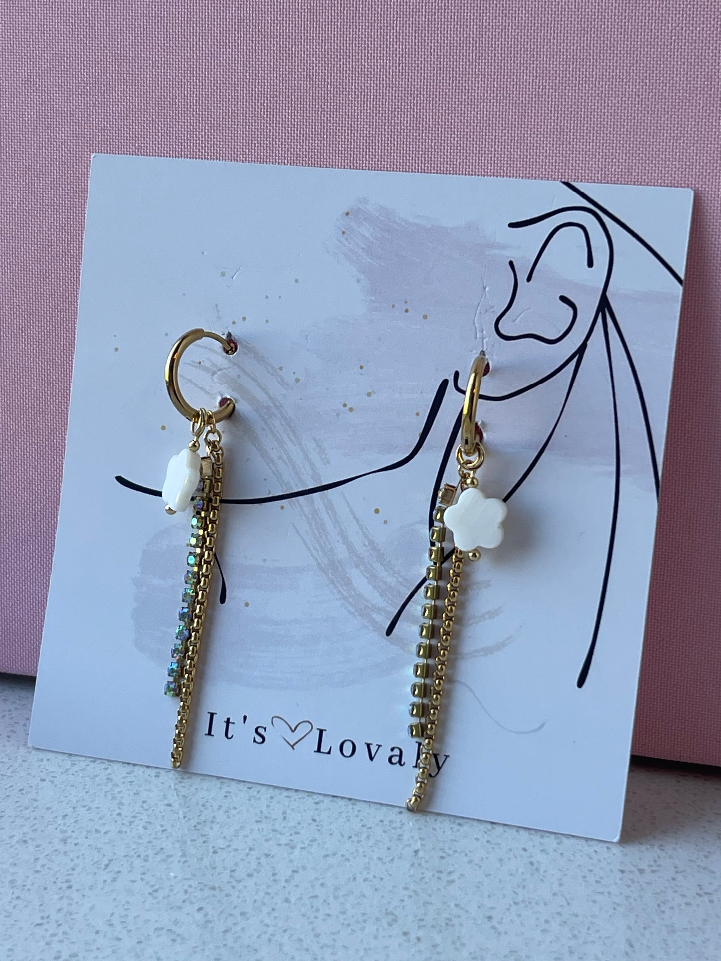 Sparkle white earrings ❥