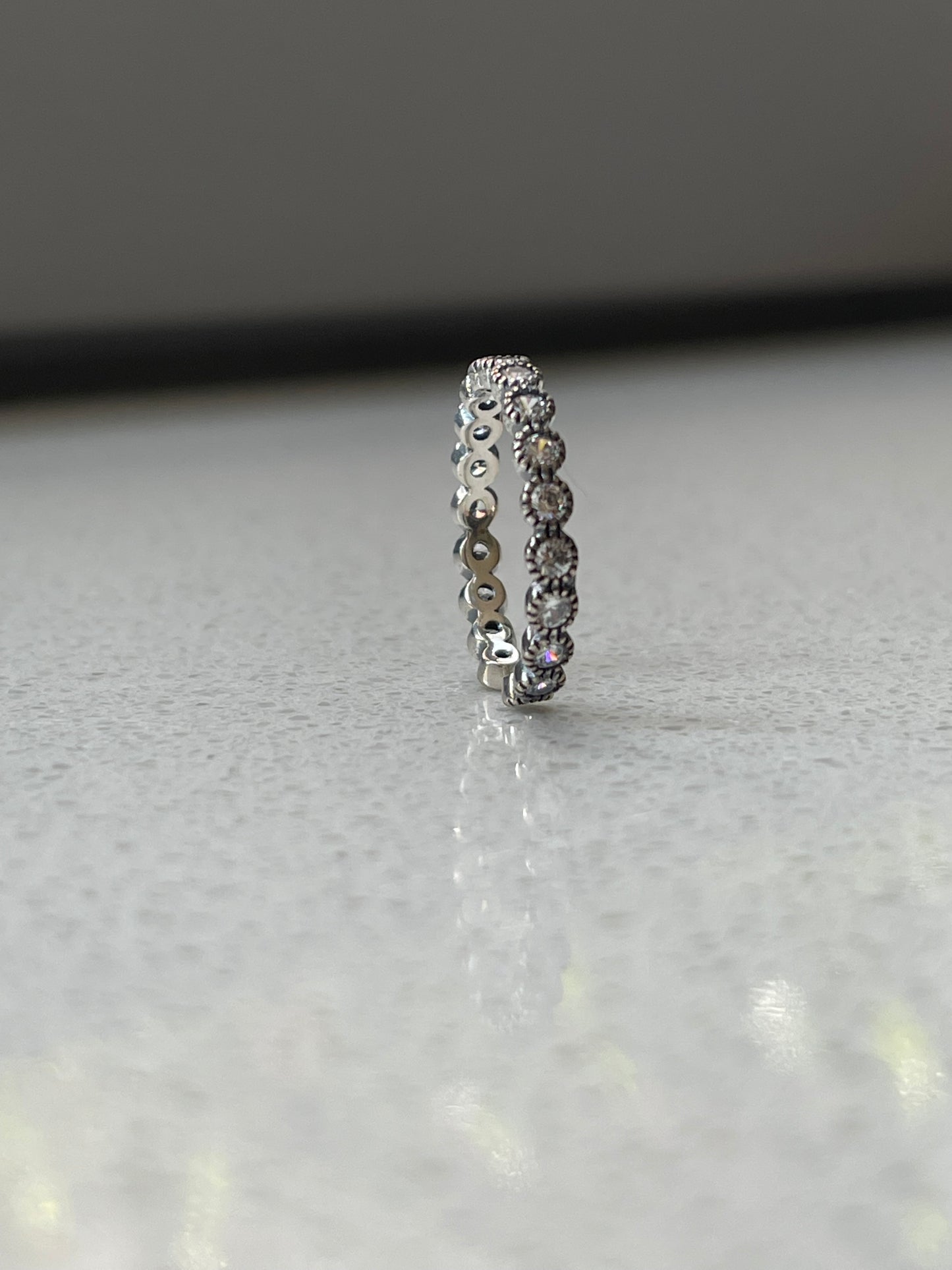 Lovaly ring