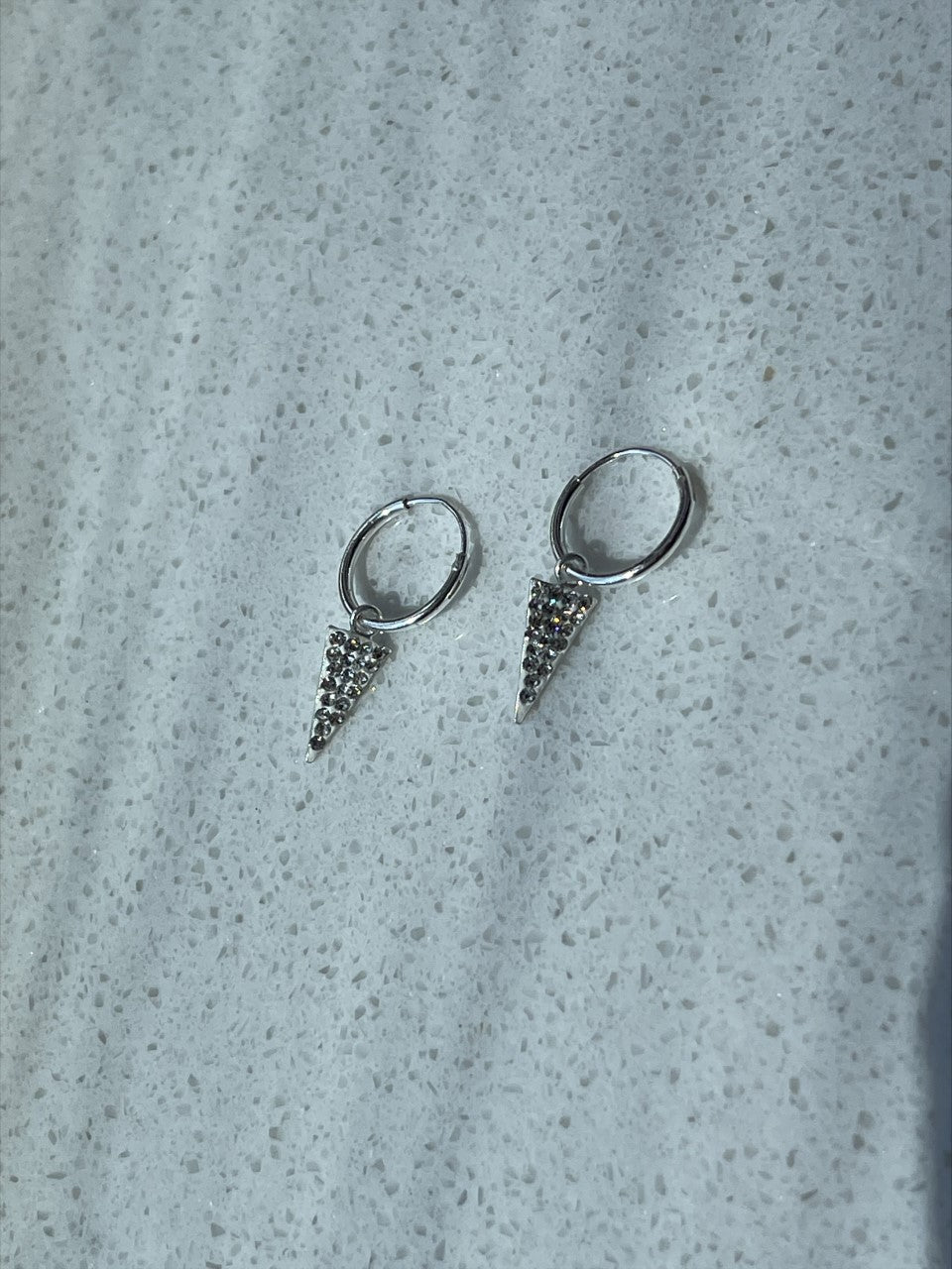 Crystal triangle hangers
