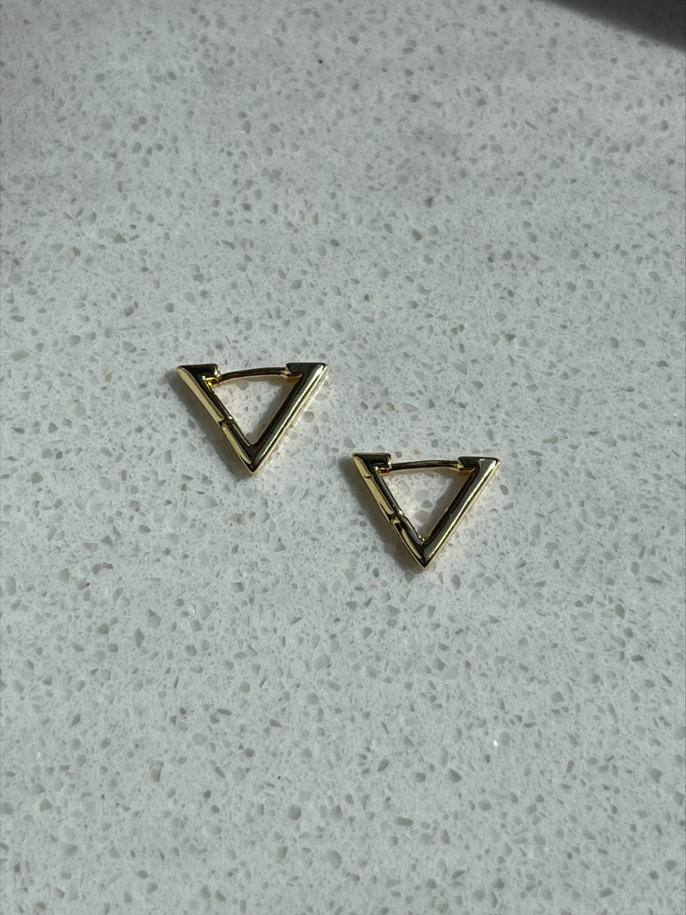 Triangle oorbellen