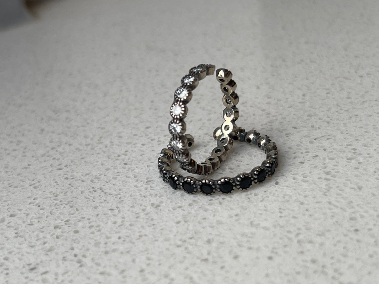 Lovaly ring