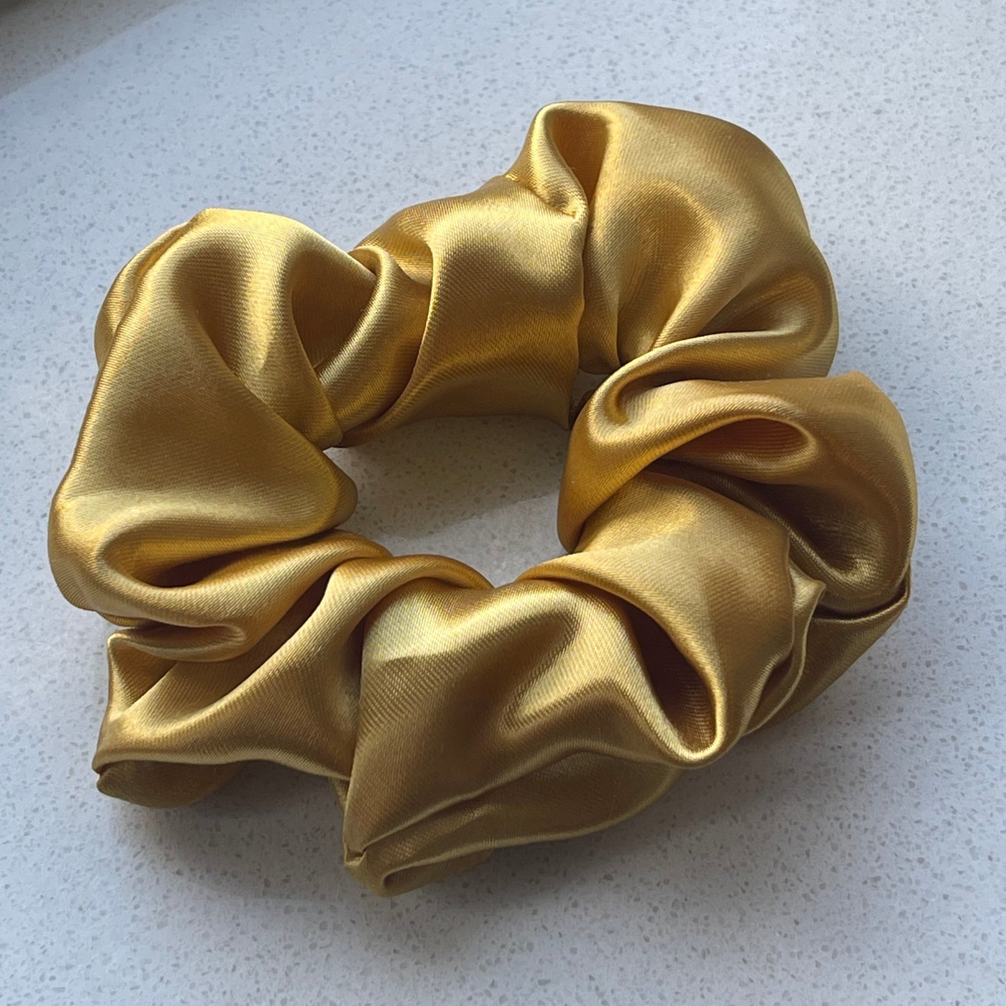 Scrunchie Satin Gold ❥